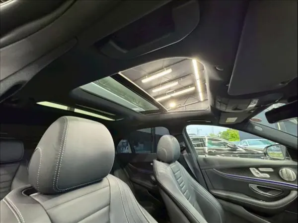 2021 Mercedes E Class — photo 2