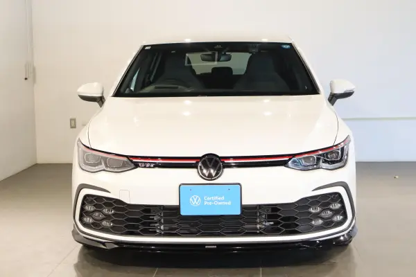 2023 Volkswagen Golf — photo 3