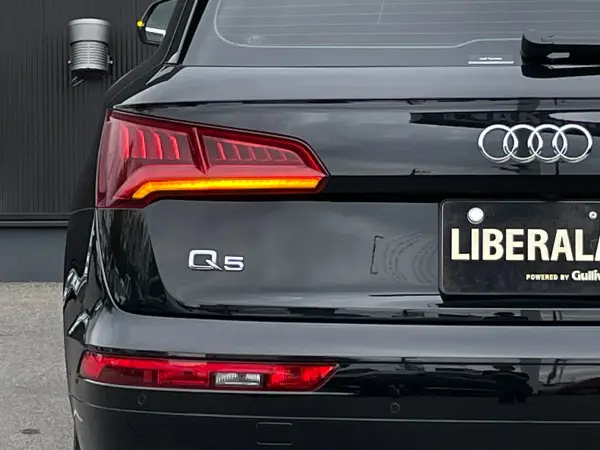 Audi Q5 40 TDI Quattro Sport Diesel Turbo 4WD One Owner ACC BSM LKA Black Leather Seat Power Seat Seat Heater Virtual Cockpit Assistance PKG Genuine Navigation CarPlay 360° Camera Parking Assist Hill Descent Control ETC (Mythos Black Metallic) — photo 9