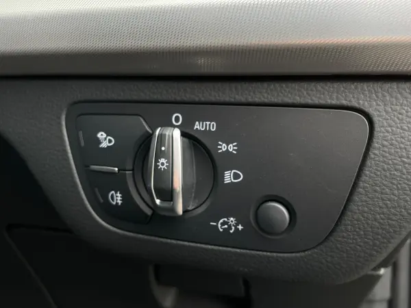 Audi Q5 40 TDI Quattro Sport Diesel Turbo 4WD One Owner ACC BSM LKA Black Leather Seat Power Seat Seat Heater Virtual Cockpit Assistance PKG Genuine Navigation CarPlay 360° Camera Parking Assist Hill Descent Control ETC (Mythos Black Metallic) — photo 7