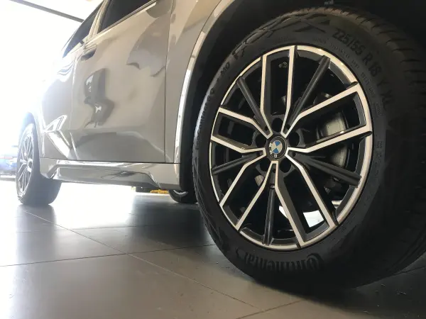 2025 Bmw X1 — photo 9 | Tuminion Kenya