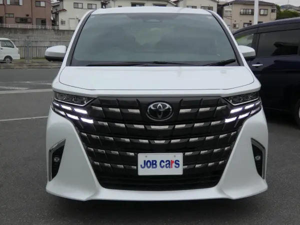 Toyota Alphard Hybrid 2.5 Z E-Four 4WD — photo 8