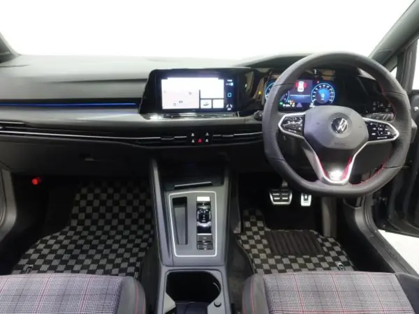 2022 Volkswagen Golf — photo 7 | Tuminion Kenya
