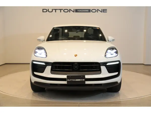 Porsche Macan PDK 4WD 1 Owner Sport Chrono Pkg Seat Heater Entry & Drive Color Crest AW Cap Body Color Mirror (White) — photo 7