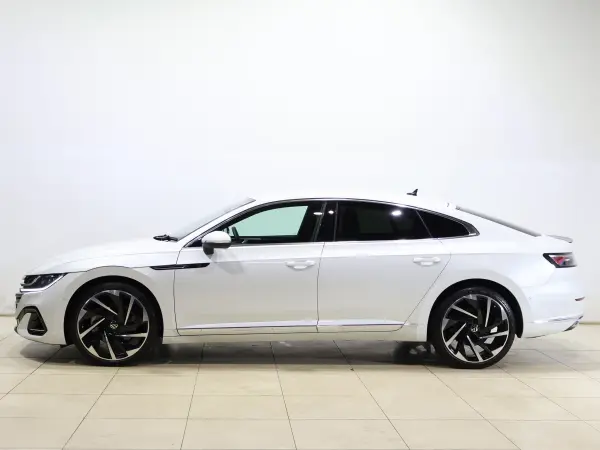 Volkswagen Arteon TSI 4Motion R-Line Advance 4WD — photo 9