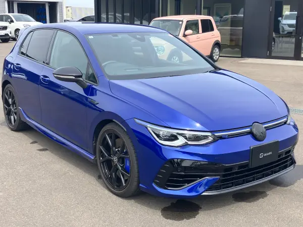 2023 Volkswagen Golf — photo 3