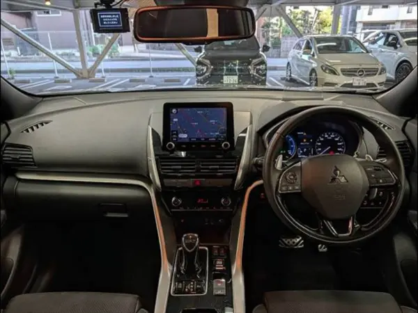 2020 Mitsubishi Eclipse Cross — photo 2 | Tuminion Kenya
