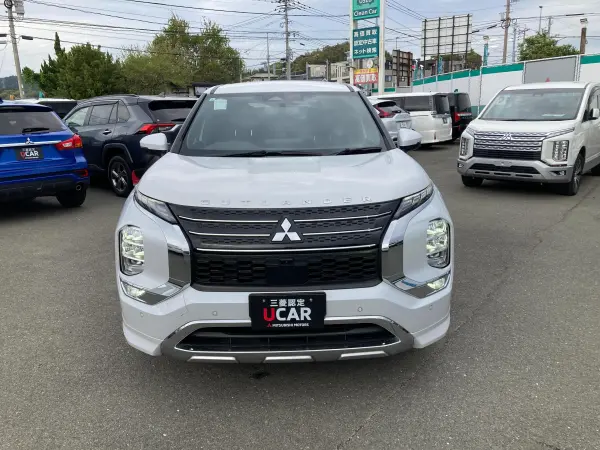 Mitsubishi Outlander PHEV 2.4 P 4WD — photo 8