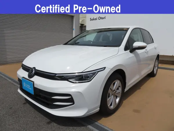 Volkswagen Golf eTSI Active 8.5 One Owner Company Car Non-Smoking Discover Pro Max App-Connect (Apple CarPlay Android Auto) Technology Package (Dynamic Cornering Light Dynamic Light Assist IQ Light Dynamic Turn Indicator) (Pure White) — thumbnail 1