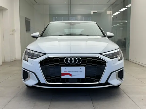 Audi A3 Sportback 30 TFSI Advanced Convenience & Assistance PKG Navigation PKG Technology PKG Smartphone Interface Adaptive Cruise Control Seat Heater Parking Assist Side Assist Certified Used Car (Glacier White M) — photo 7