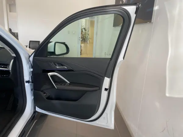 2023 Bmw X1 — photo 9 | Tuminion Kenya