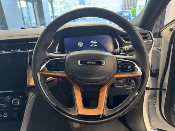 Jeep Grand Cherokee Summit Reserve 4xe 4WD — photo 7