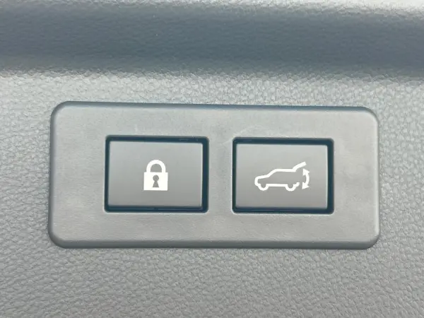 2023 Subaru Forester — photo 3 | Tuminion Kenya