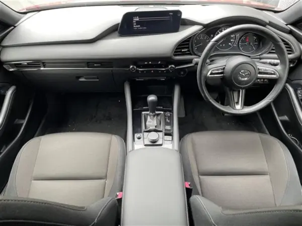 2019 Mazda 3 Fastback — photo 2