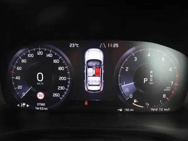 Volvo XC40 T4 AWD Inscription 4WD — photo 9