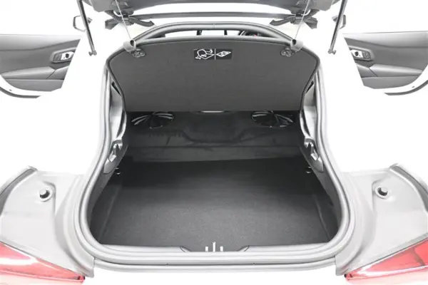 Toyota Supra 2.0 SZ-R Blind Spot Monitor Equipped (White Metallic) — photo 7