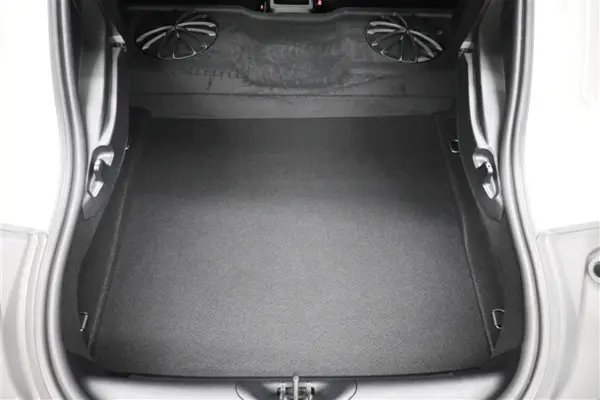Toyota Supra 2.0 SZ-R Blind Spot Monitor Equipped (White Metallic) — photo 9