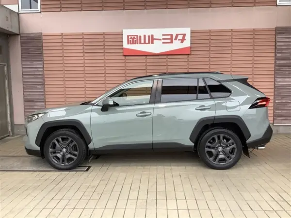 2022 Toyota  Rav4 — photo 2 | Tuminion Kenya
