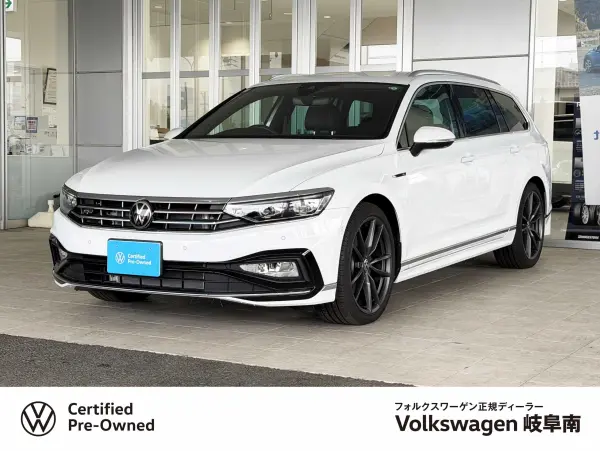Volkswagen Passat Variant TDI R-Line Diesel Turbo Certified Used Car (Glacier White Metallic) — thumbnail 1