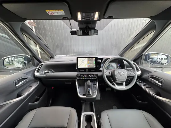 Toyota Noah 1.8 Hybrid S-Z Annual Model Change TeamMate Advanced Park Panoramic View Monitor Blind Spot Monitor 10.5-inch Connected Navigation CD/DVD Deck Apple CarPlay Projector LED Headlamp Drive Recorder (Platinum White Pearl Mica) — photo 7