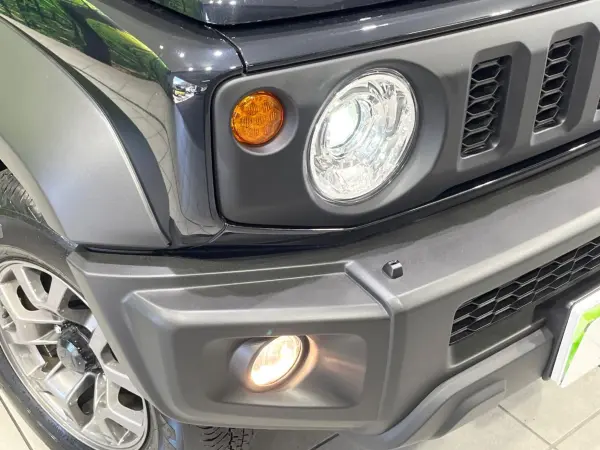 Suzuki Jimny Sierra 1.5 JC 4WD — photo 8