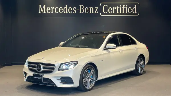 Mercedes-Benz E-Class E350 e Avantgarde Sport AMG Line Exclusive P Panoramic Roof (Diamond White)