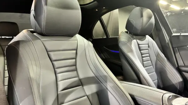Mercedes-Benz E-Class E220d Sport (ISG equipped model) Diesel Turbo MP202302 AMG Line Leather Exclusive Package Panoramic Sliding Roof Head-Up Display Front Seats with Memory Power Seats All Seats Heated Seats Our Demo Car Up Diamond White — photo 8