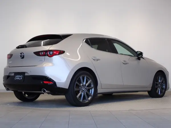 2024 Mazda 3 Fastback — photo 2
