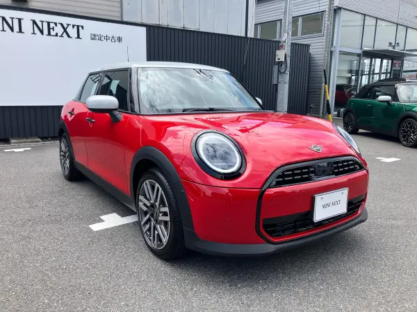 2025 Mini Cooper — photo 2