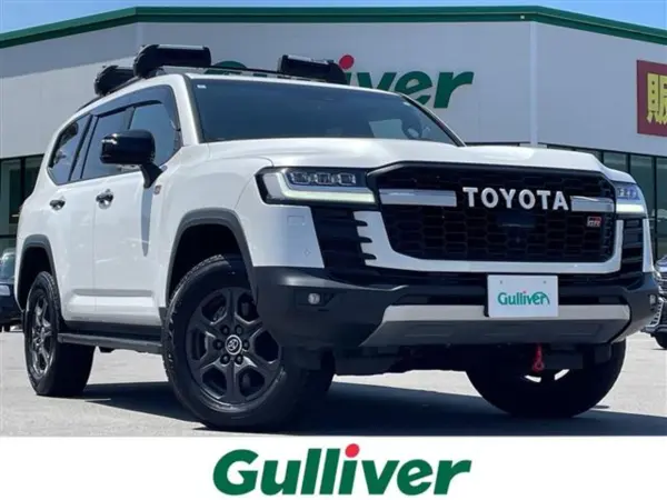 Toyota Land Cruiser 300 3.3 GR Sport Diesel Turbo 4WD — thumbnail 1