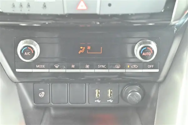 Mitsubishi Eclipse Cross PHEV 2.4 P 4WD — photo 9
