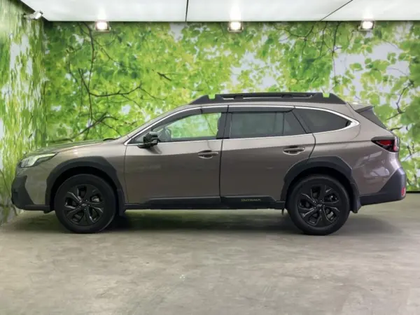 2023 Subaru Legacy Outback — photo 2