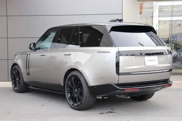 2025 Landrover Rangerover — photo 2