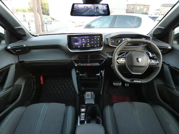 2025 Peugeot 208 — photo 3