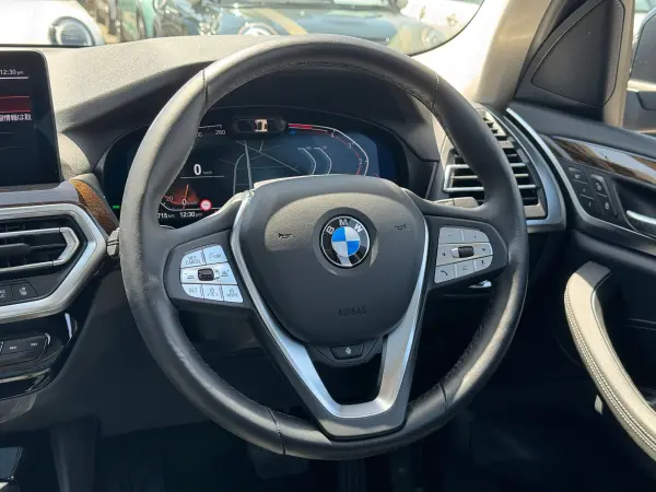 BMW X3 xDrive20d Diesel Turbo 4WD Select Package Black Leather Front Ventilation & Front/Rear Seat Heater Touch Panel Navi Full-Seg TV Surround View Camera Glass Sunroof 20-inch AW Steering Heater ACC Driving Assistant Power Rear Gate ETC 1 Owner Non-Smoker (Black Sapphire Metallic) — photo 8