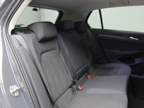 2021 Volkswagen Golf — photo 9 | Tuminion Kenya
