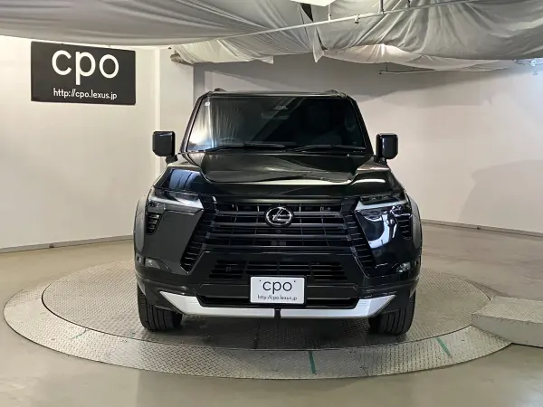 Lexus GX550 Version L 4WD Digital Key/Digital Inner Mirror/Front & Rear Dashcam (Graphite Black Glass Flake) — photo 9