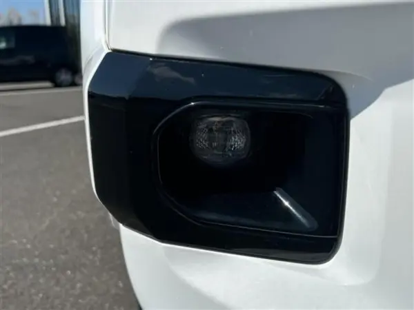 2023 Toyota Hilux — photo 8 | Tuminion Kenya