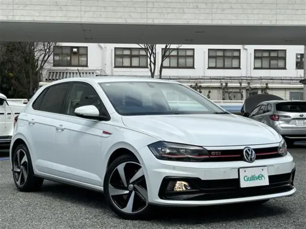 2019 Volkswagen Polo — photo 2