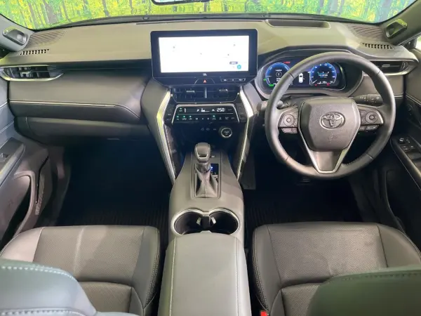 2024 Toyota Harrier — photo 2