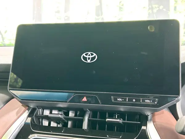 2026 Toyota Harrier — photo 7 | Tuminion Kenya