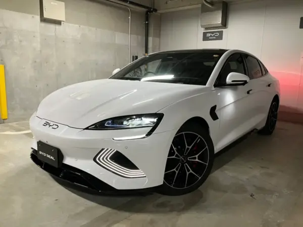 2025 Byd Seal — photo 1