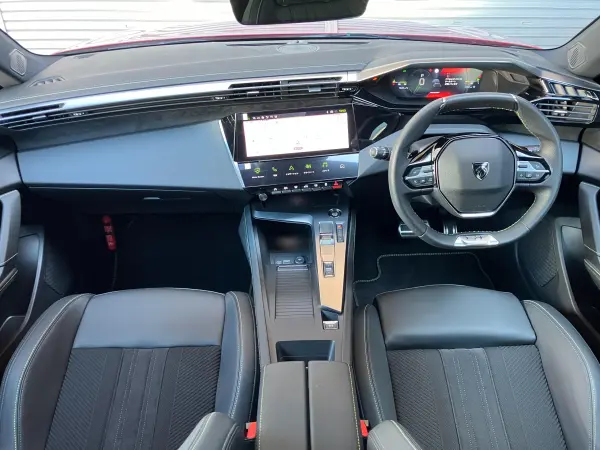 Peugeot 308 GT BlueHDi Diesel Turbo — photo 7