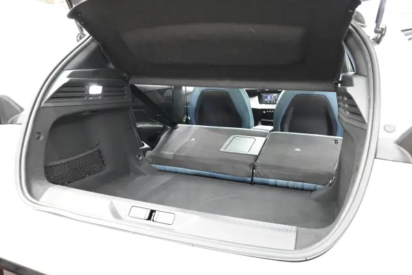Peugeot 308 GT BlueHDi Blue Nappa Edition Diesel Turbo Limited 200 Units ACC Blue Nappa Leather Seat Heater Panoramic Sunroof Genuine Navigation CarPlay 360 Vision FOCAL Ambient Lighting Genuine 18AW 2-Year Warranty (Pearl White) — photo 9