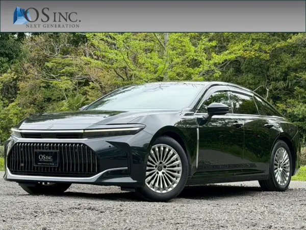 2024 Toyota Crown — photo 1