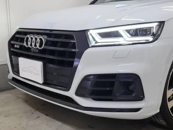 Audi SQ5 3.0 4WD User Trade-in Vehicle, Black Styling Option, Panoramic Glass Sliding Roof Option, 21-inch Aluminum Wheel Option, Bang & Olufsen, Matrix LED Headlights, ACC (Glacier White Metallic) — photo 9