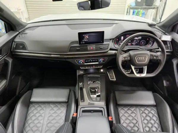2020 Audi Sq5 — photo 2
