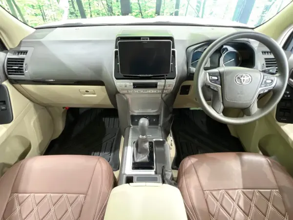 2022 Toyota Landcruiser Prado — photo 2