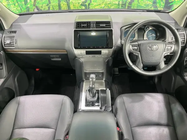 2023 Toyota Landcruiser Prado — photo 2