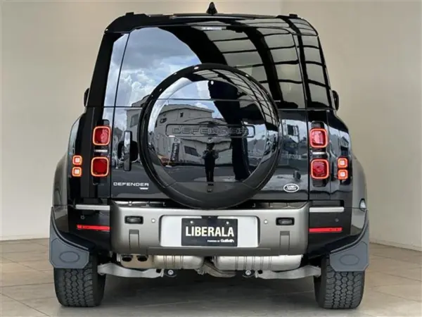 2021 Landrover Defender — photo 9 | Tuminion Kenya